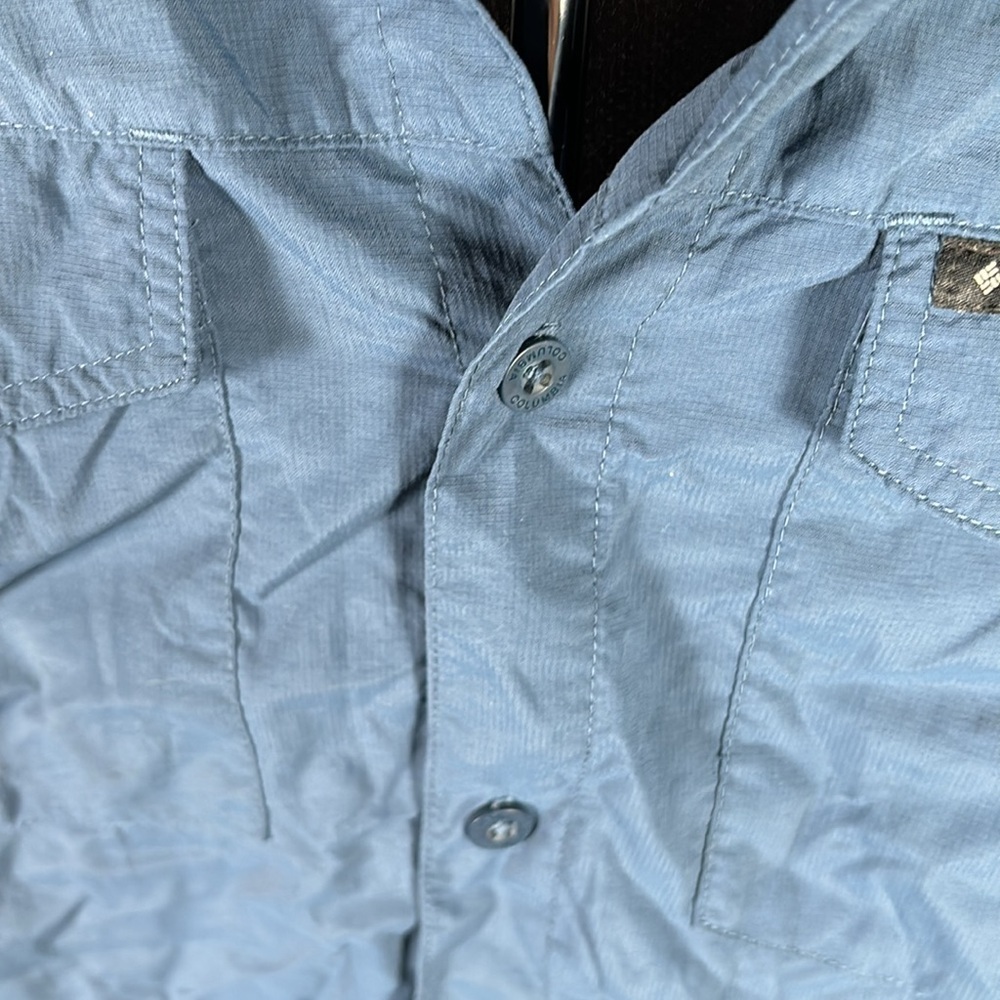 Columbia Titanium Mens Button Down Shirt - Picture 4 of 5